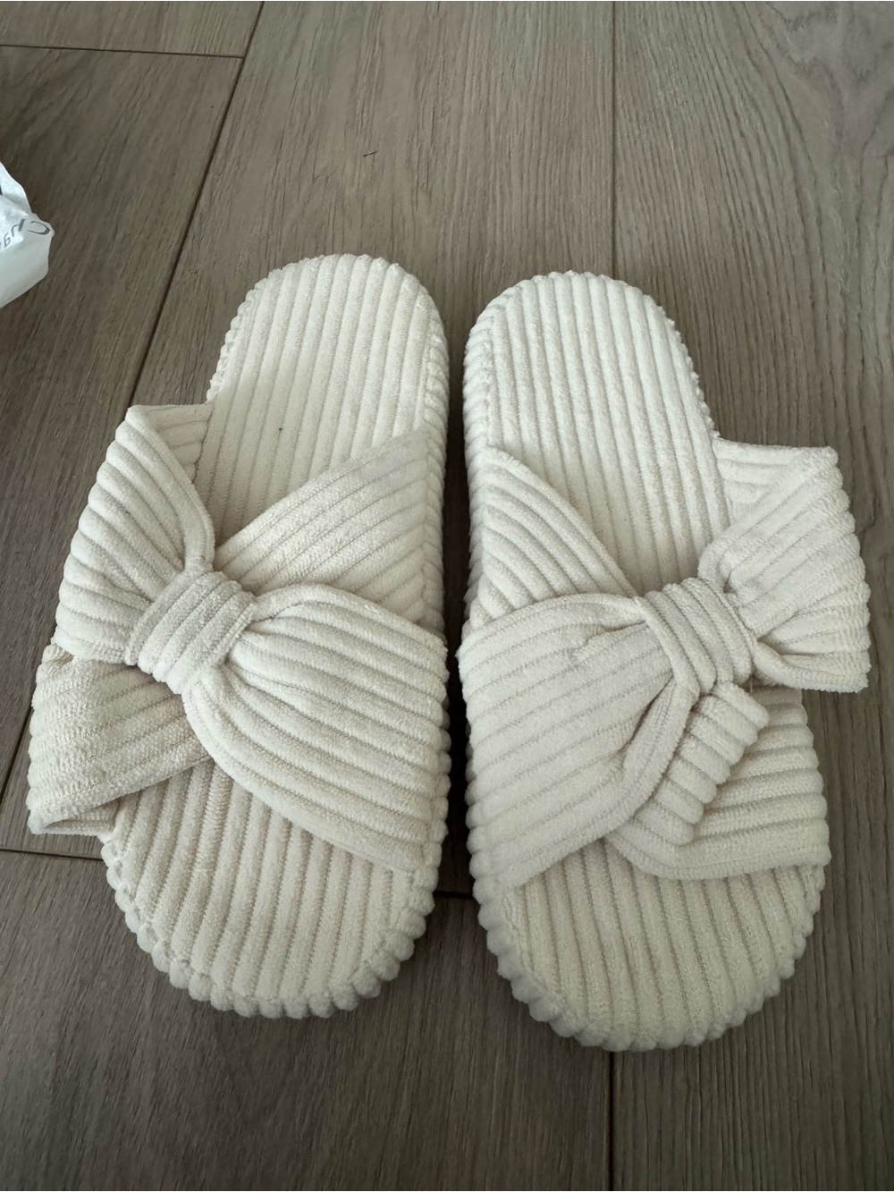 NEW Chantomoo Women's Cream Knotted Ribbed Slide Slippers, Size 7.5-8.5